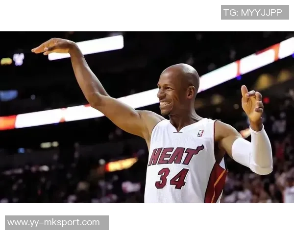 克莱半场三分火力全开轰23分平赛季纪录展现巅峰状态